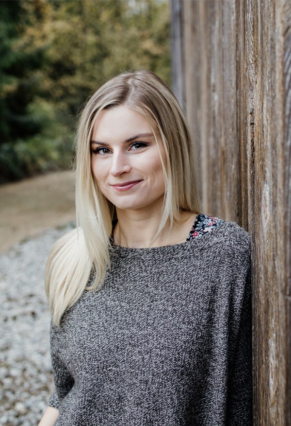 Raina Dutchyn Bio Pic